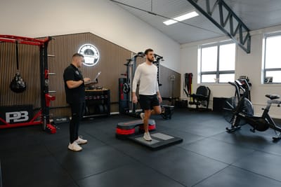 Patient training on force plates in the DCM rehab room